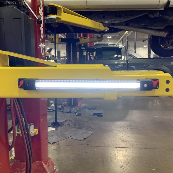 Challenger Lifts CL Rechargeable Light Bar Kit